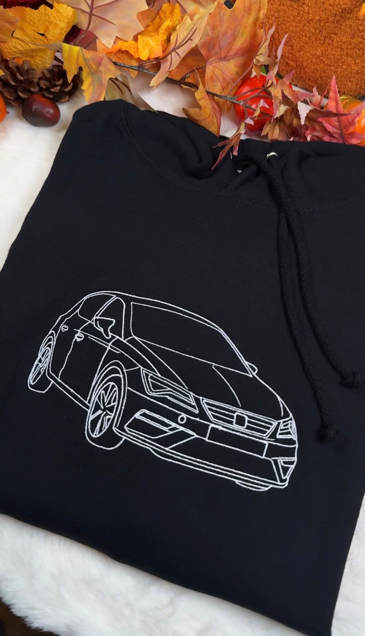 Bluza z outlinem ze zdjęcia